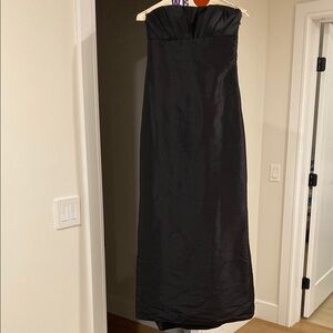 Black Strapless Sheath Gown for Cocktail